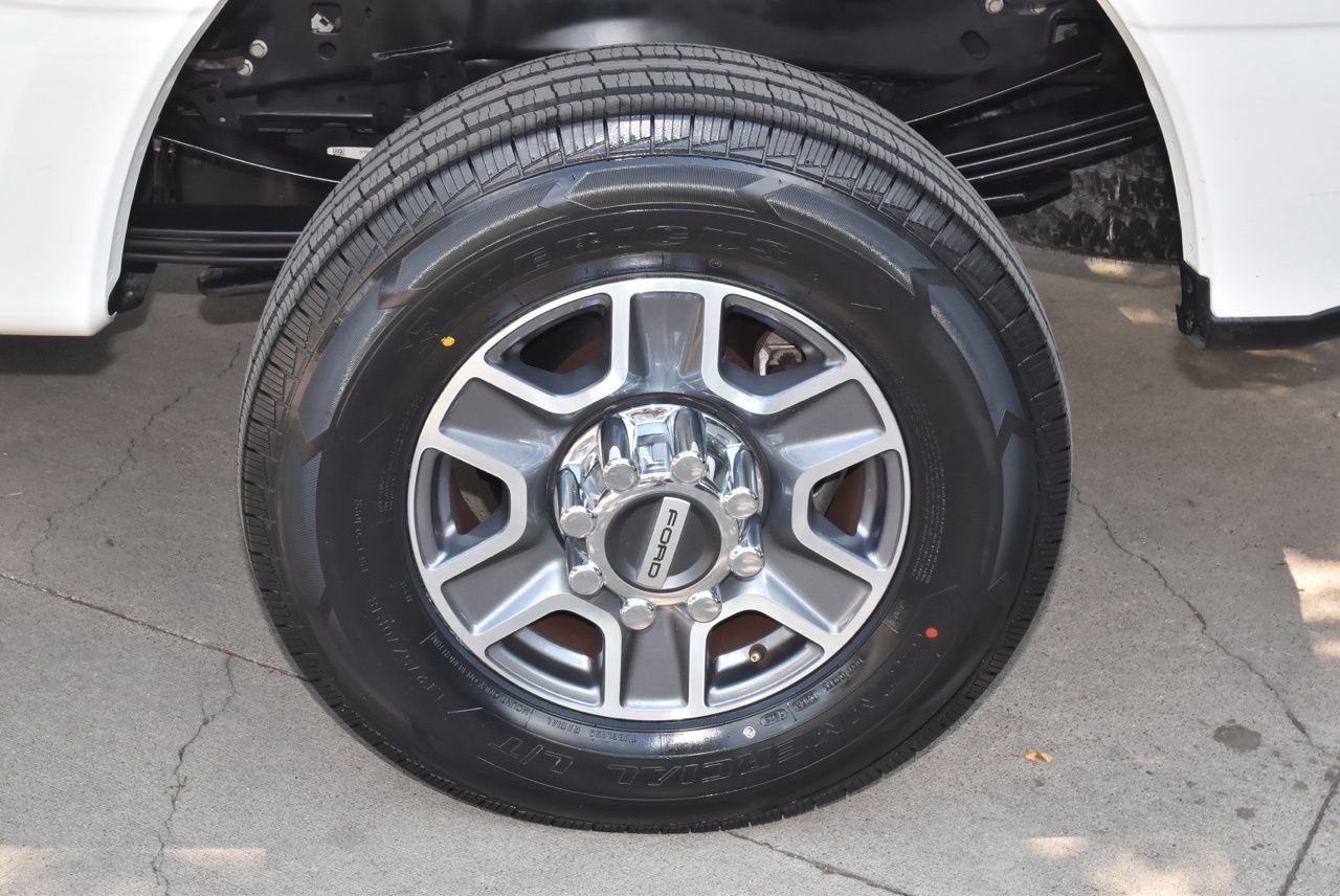 Used 2023 Ford F250 Lariat w/ Lariat Ultimate Package AWD/4WD image 41
