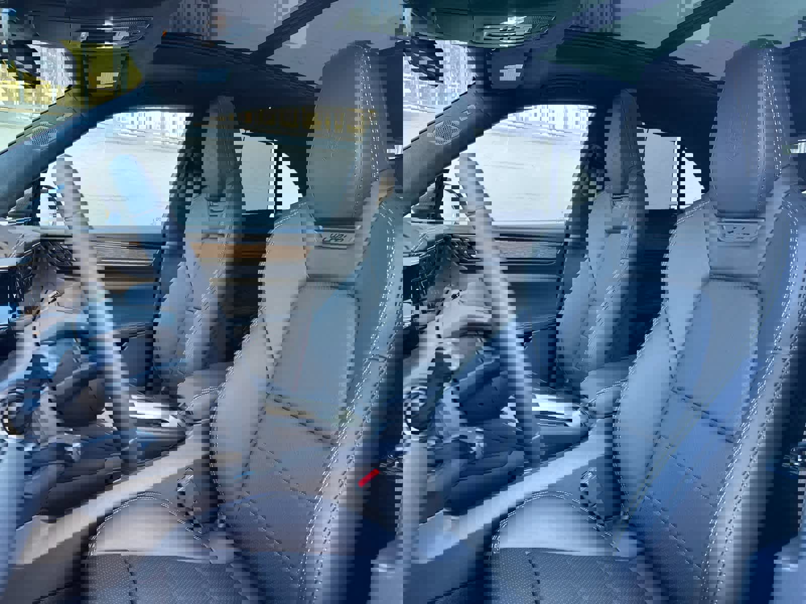 New 2025 Porsche Macan Turbo Electric image 5