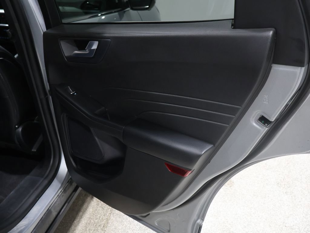 Used 2024 Ford Escape Platinum image 22
