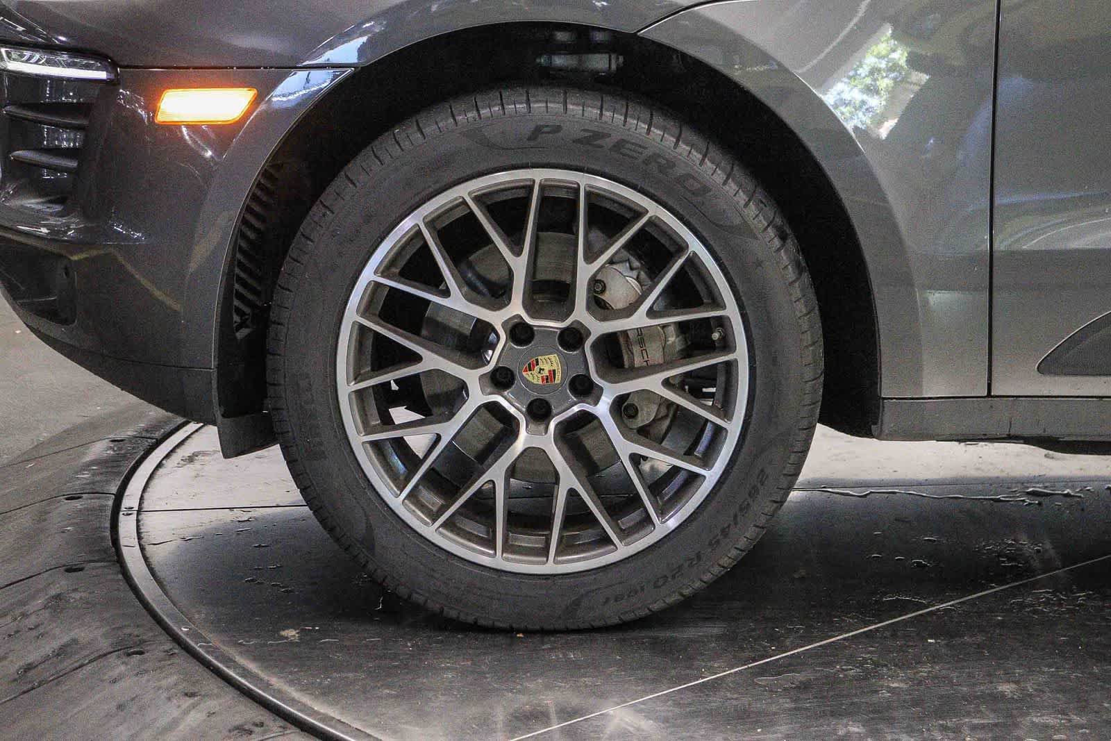 Used 2016 Porsche Macan S AWD/4WD image 9