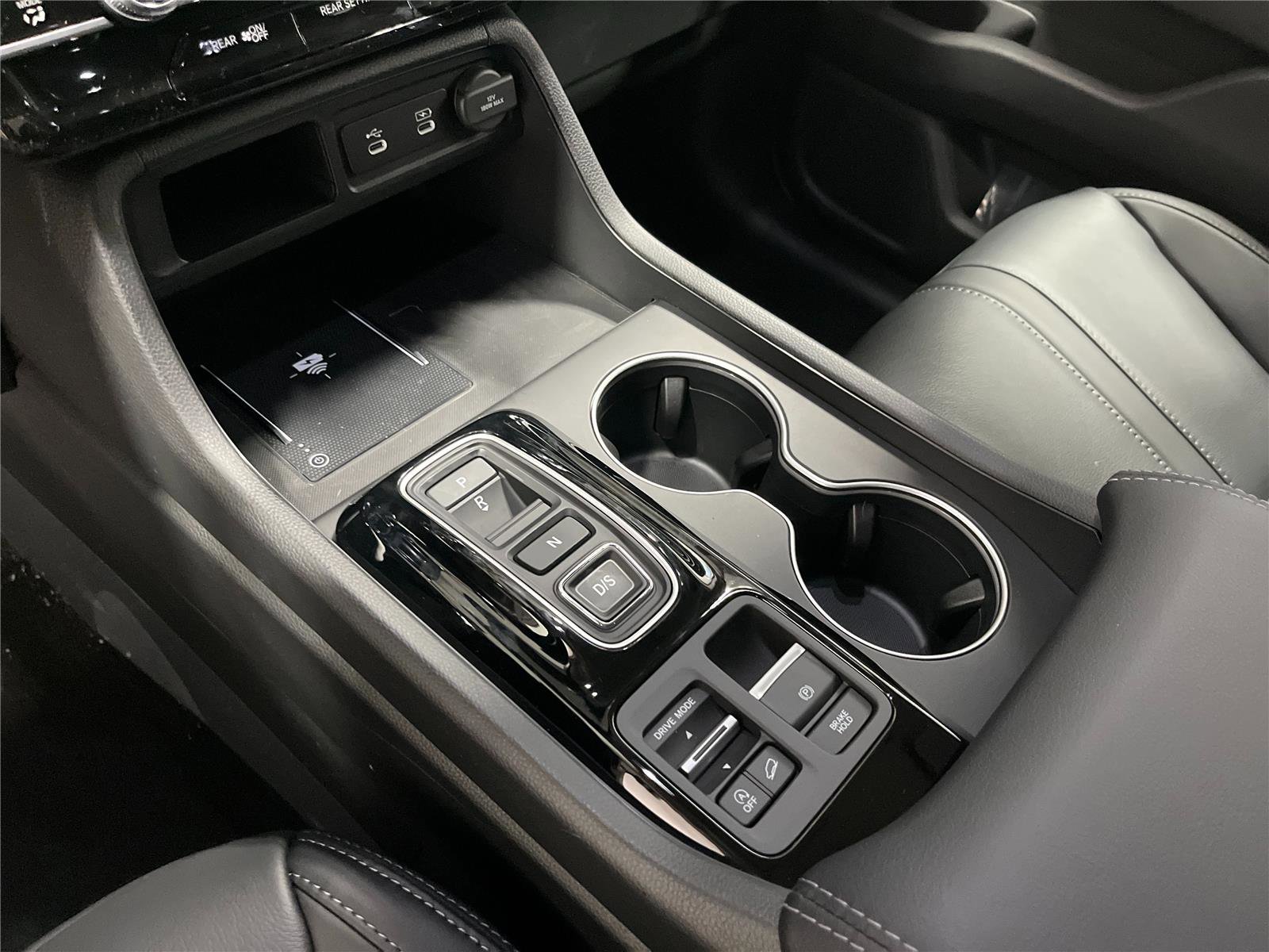 New 2026 Honda Pilot Touring image 17