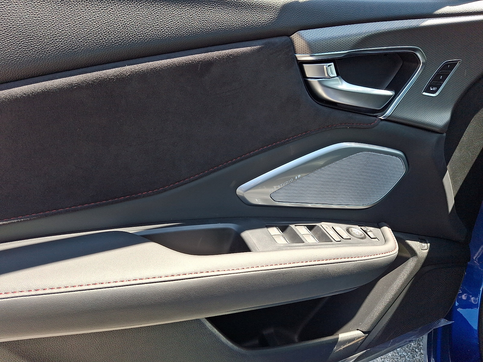 New 2026 Acura RDX w/ Advance Package AWD/4WD image 8