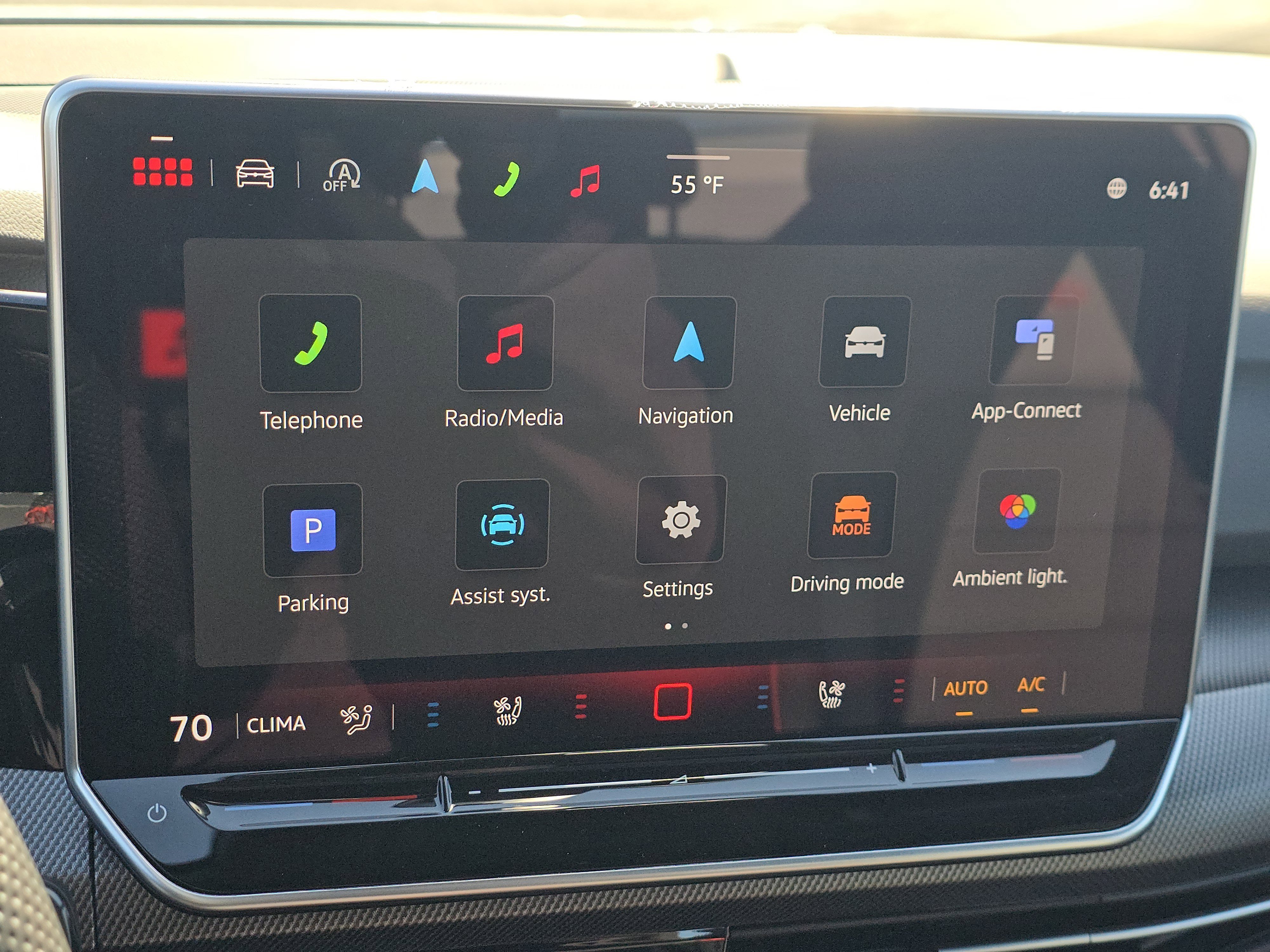 New 2026 Volkswagen GTI SE image 12