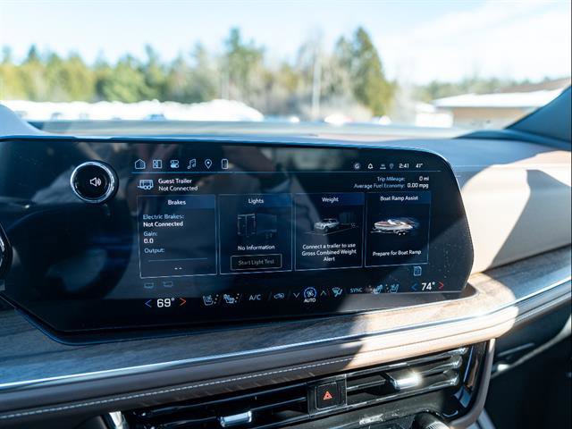 New 2026 Chevrolet Suburban High Country AWD/4WD image 61