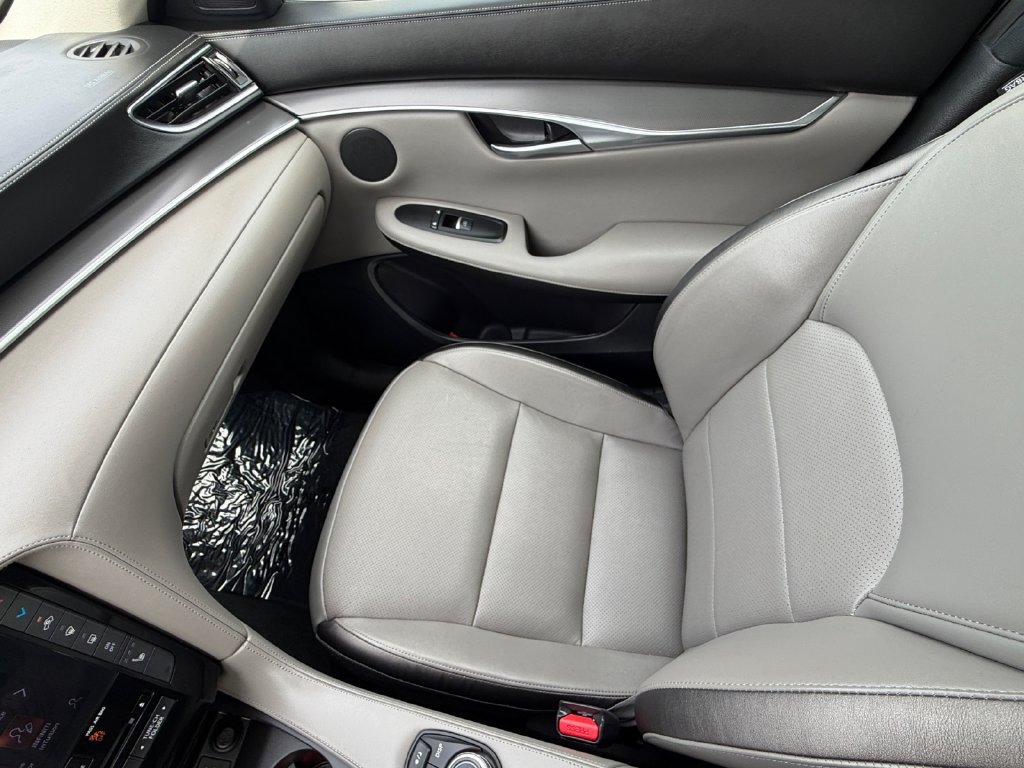 Used 2023 INFINITI QX50 Luxe FWD image 40