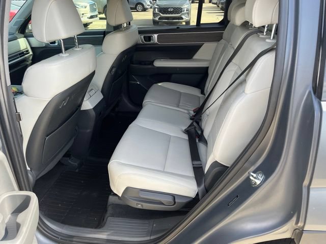 Used 2024 Hyundai Santa Fe Limited FWD image 12
