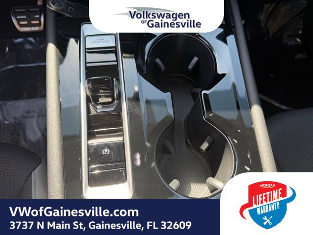 Used 2024 Volkswagen Atlas Peak Edition SEL image 29