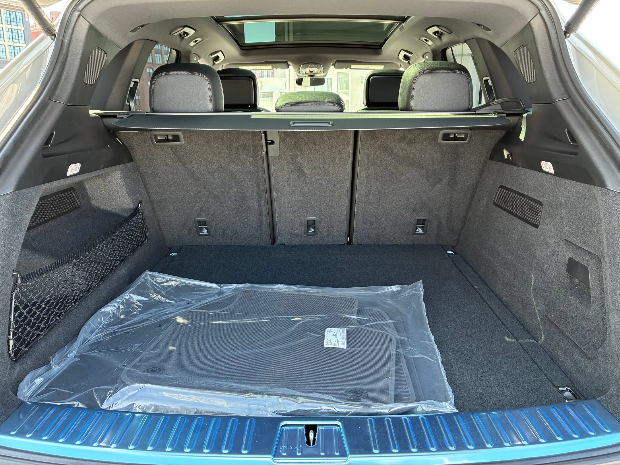 Certified 2026 Porsche Cayenne AWD/4WD image 24