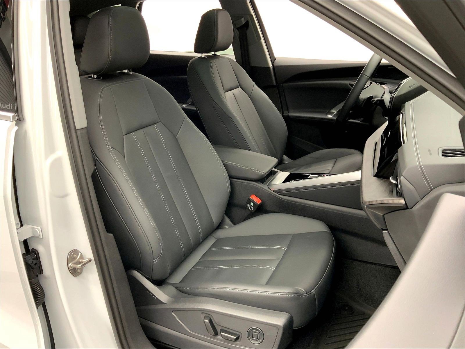 New 2025 Audi Q5 Premium AWD/4WD image 5