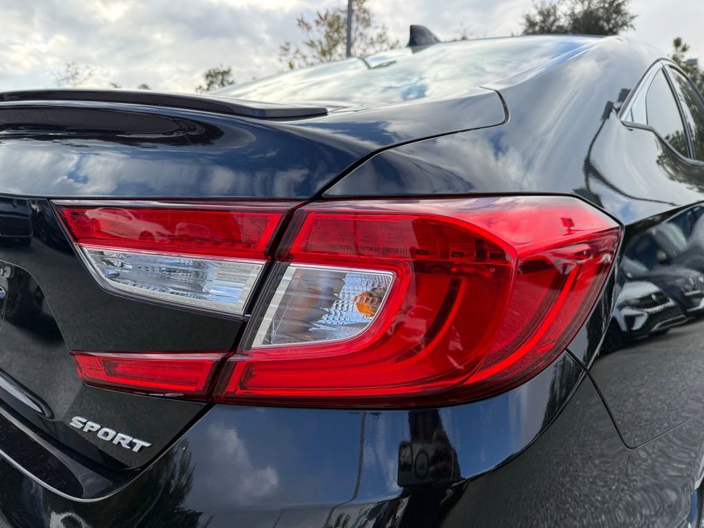 Used 2019 Honda Accord Sport image 7