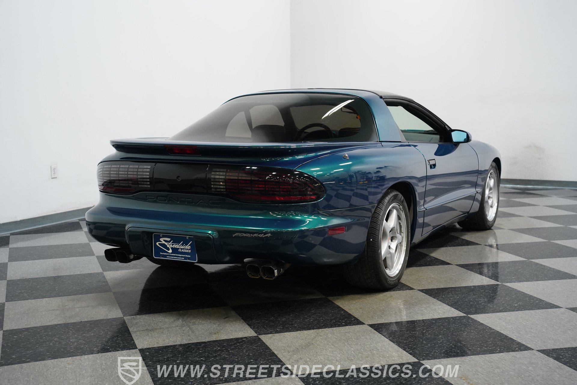 Used 1997 Pontiac Firebird Formula image 11