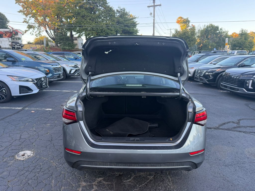 Used 2024 Nissan Sentra SV FWD image 20