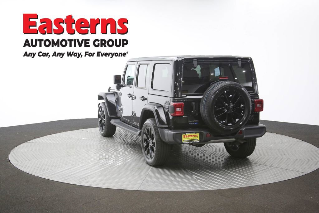 Used 2025 Jeep Wrangler Unlimited Sahara AWD/4WD image 61