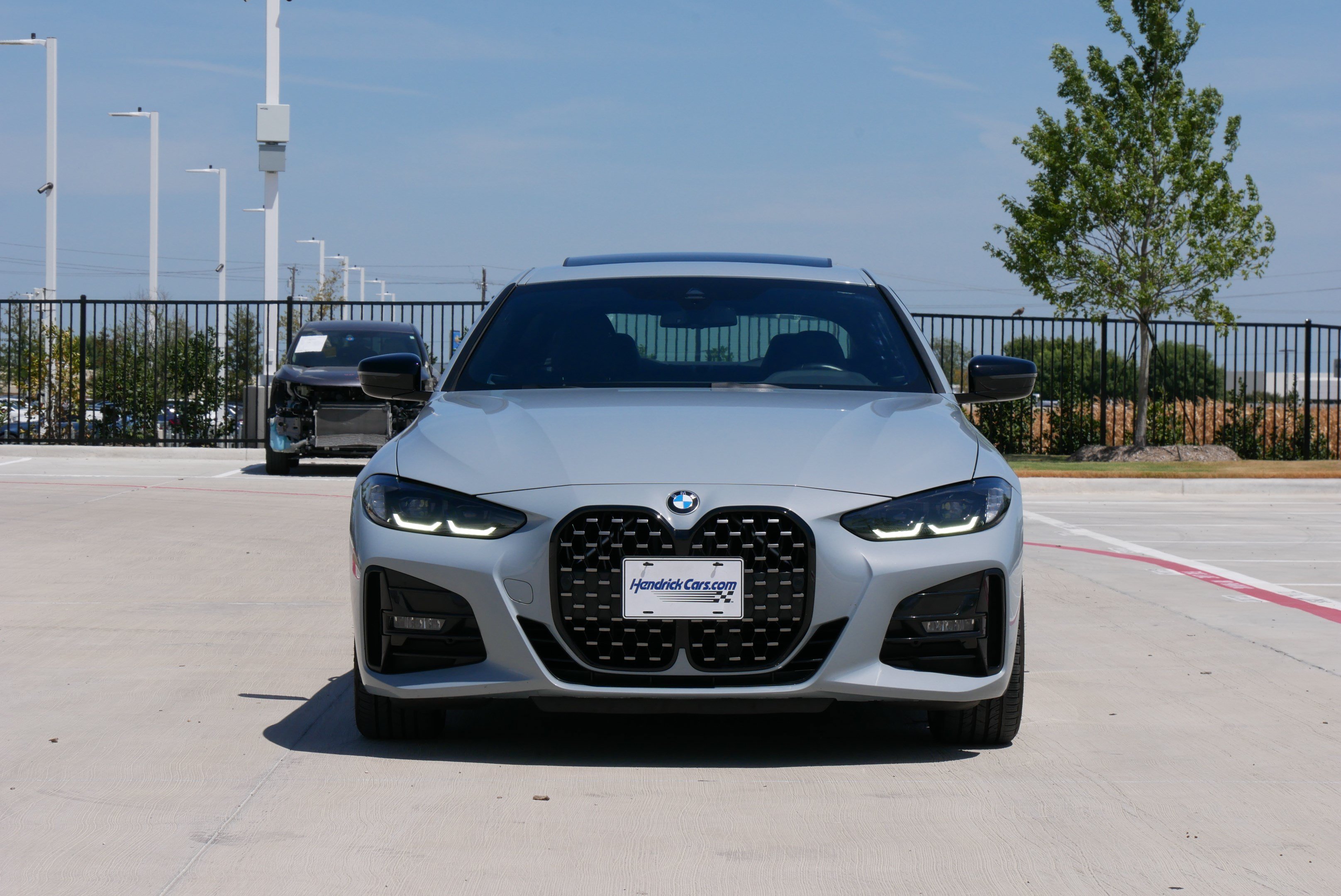 Used 2022 BMW 430i Coupe w/ M Sport Package RWD image 3