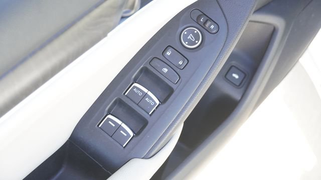 Used 2018 Honda Accord EX image 21