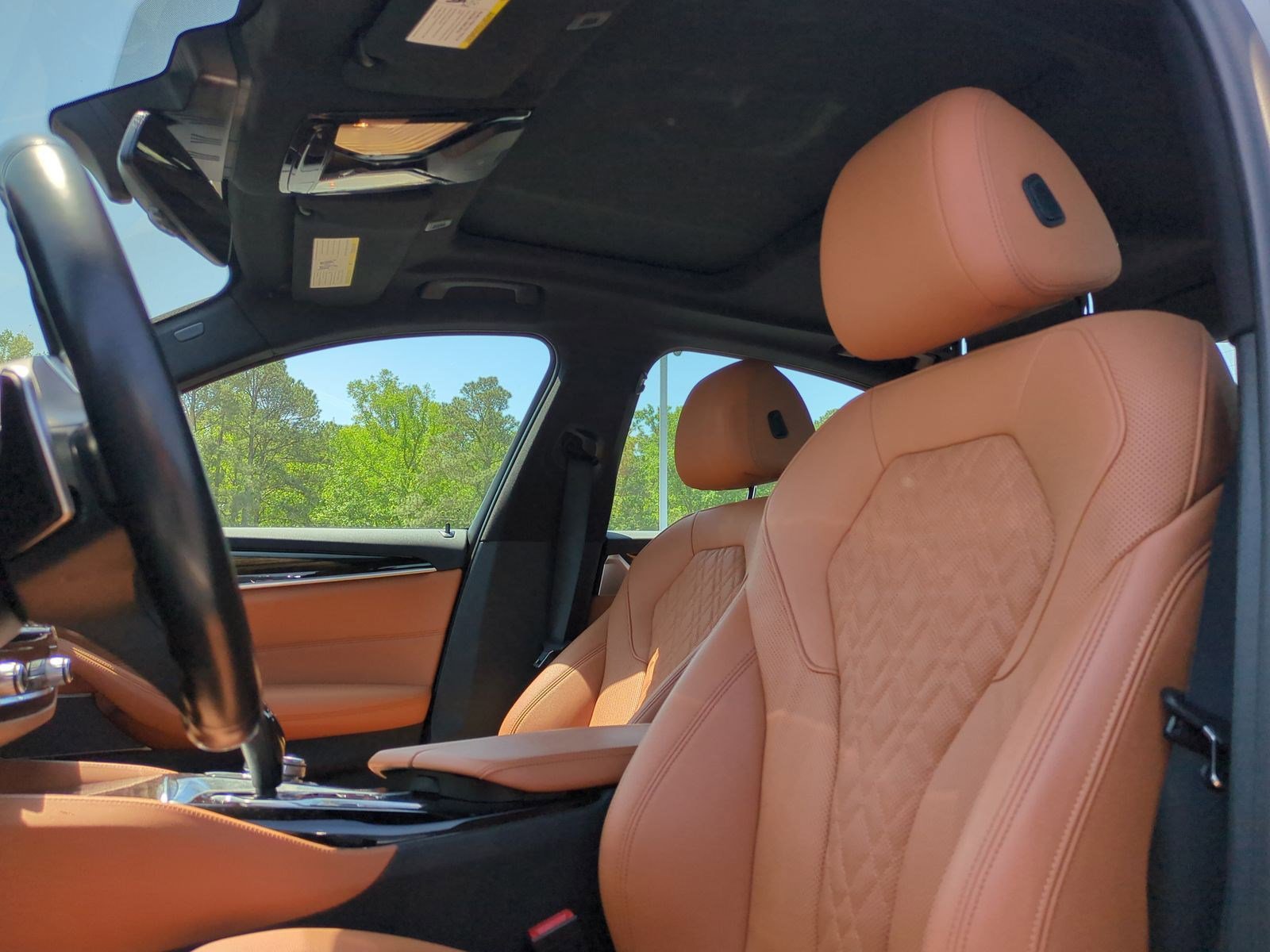 Certified 2023 BMW 530e w/ M Sport Package RWD image 16