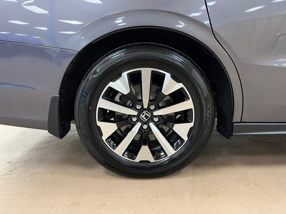 Certified 2026 Honda Odyssey EX-L image 23