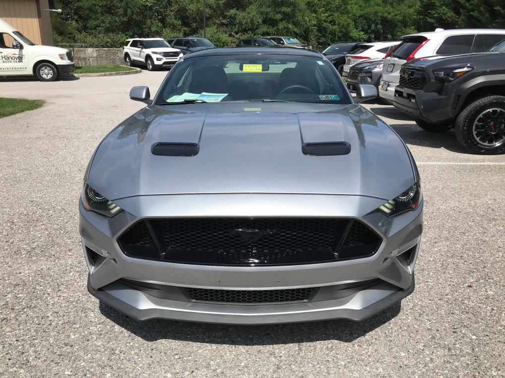 Used 2020 Ford Mustang GT w/ Black Accent Package RWD image 3