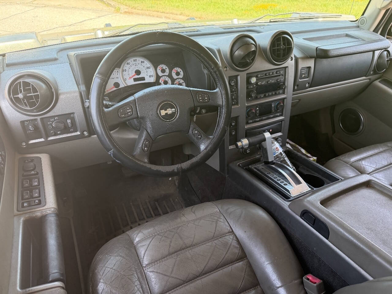Used 2004 HUMMER H2 w/ Preferred Equipment Group AWD/4WD image 10