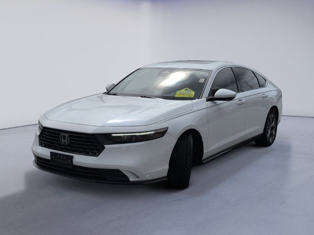 Used 2024 Honda Accord EX image 11