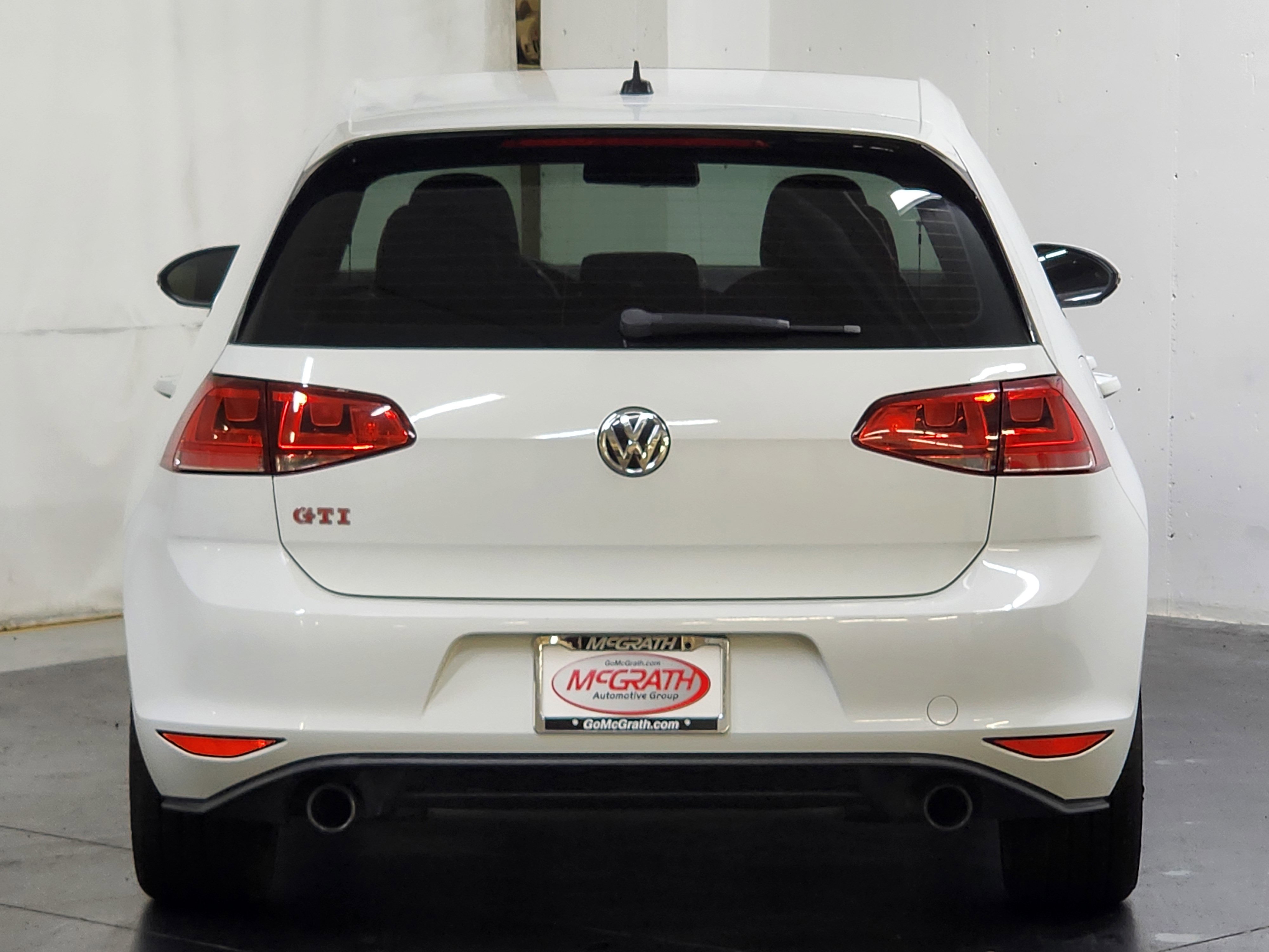 Used 2017 Volkswagen GTI Autobahn image 6