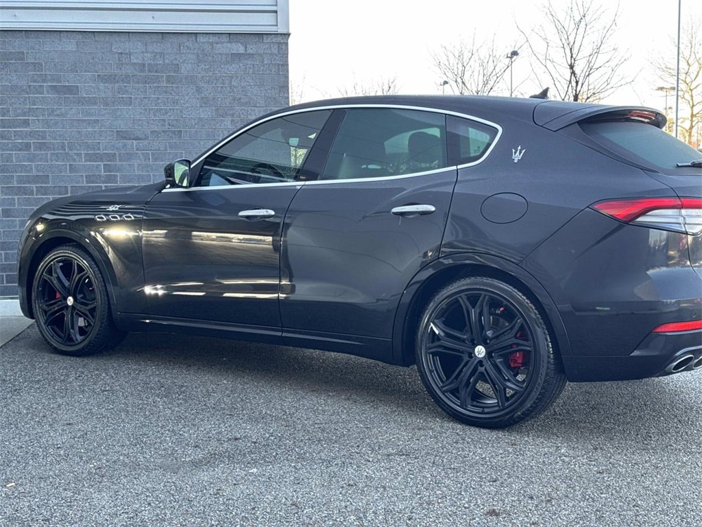 Used 2023 Maserati Levante GT image 4