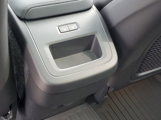 New 2026 Volvo XC60 B5 Plus w/ Protection Package Premier image 30