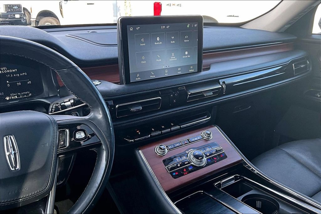 Certified 2022 Lincoln Aviator Reserve w/ Equipment Group 201A image 6