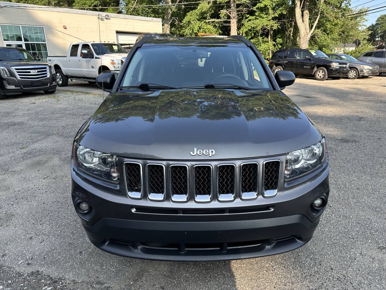 Used 2016 Jeep Compass Sport w/ Power Value Group AWD/4WD image 3