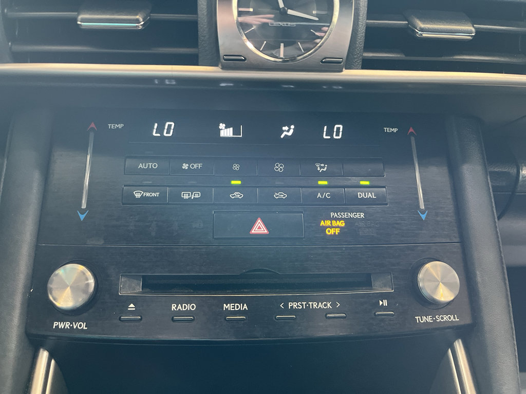 Used 2017 Lexus IS 200t F Sport w/ F Sport Package RWD image 21