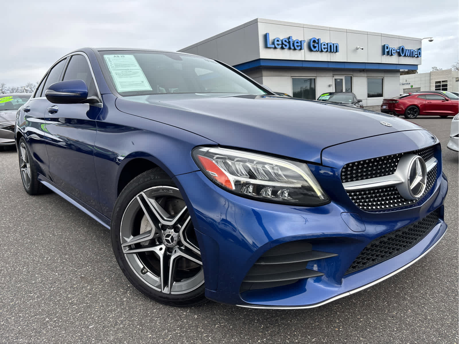 Used 2019 Mercedes-Benz C 300 4MATIC Sedan image 2