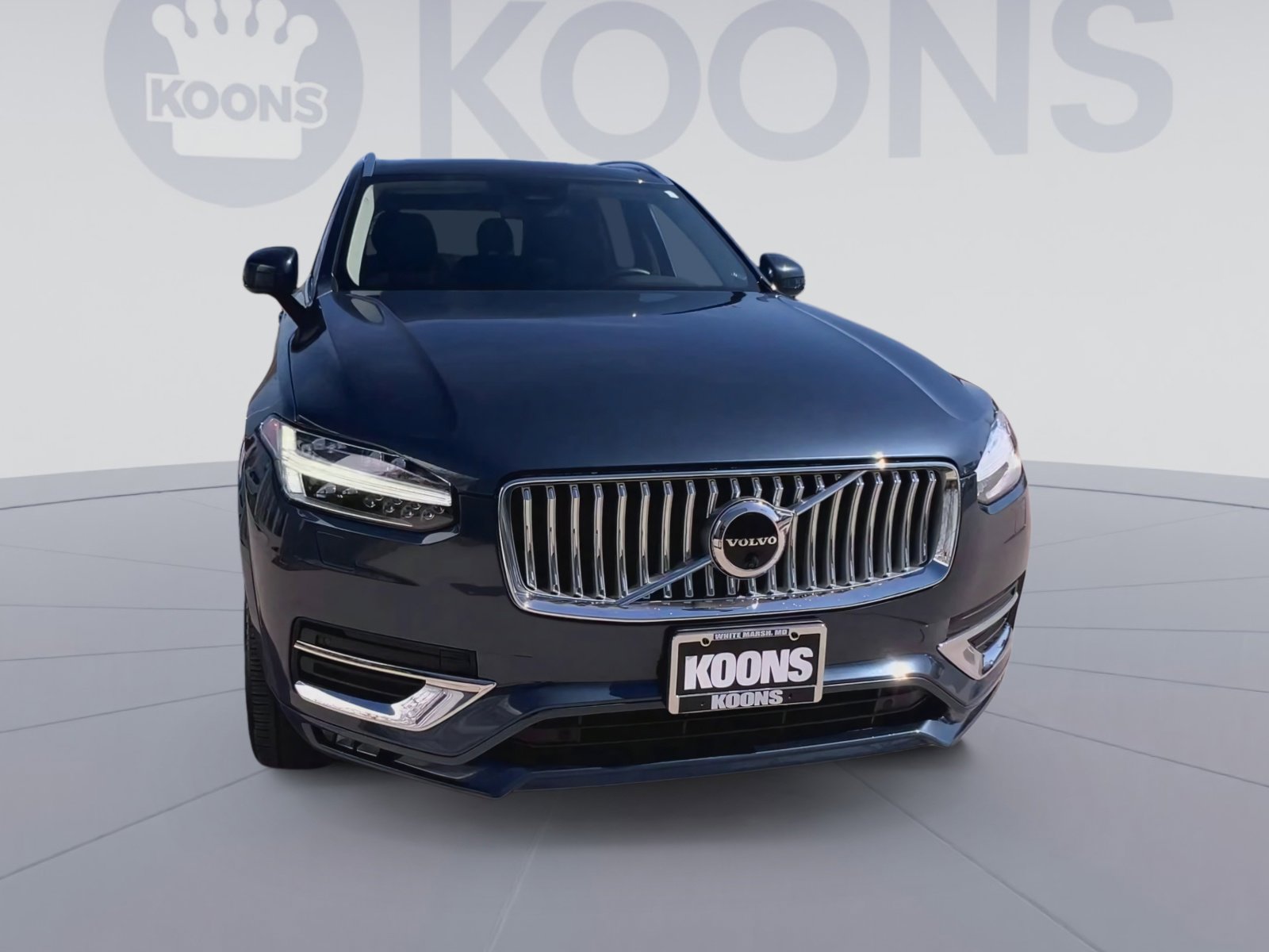 Used 2023 Volvo XC90 B6 Plus image 4
