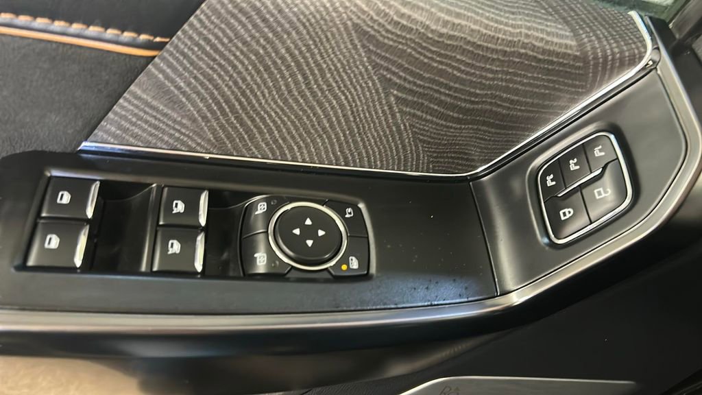 Used 2023 Ford F150 Platinum image 24