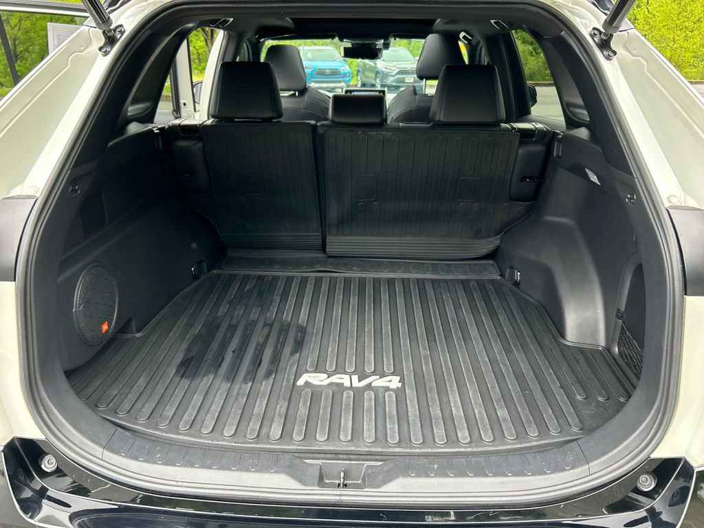 Used 2021 Toyota RAV4 XSE AWD/4WD image 27