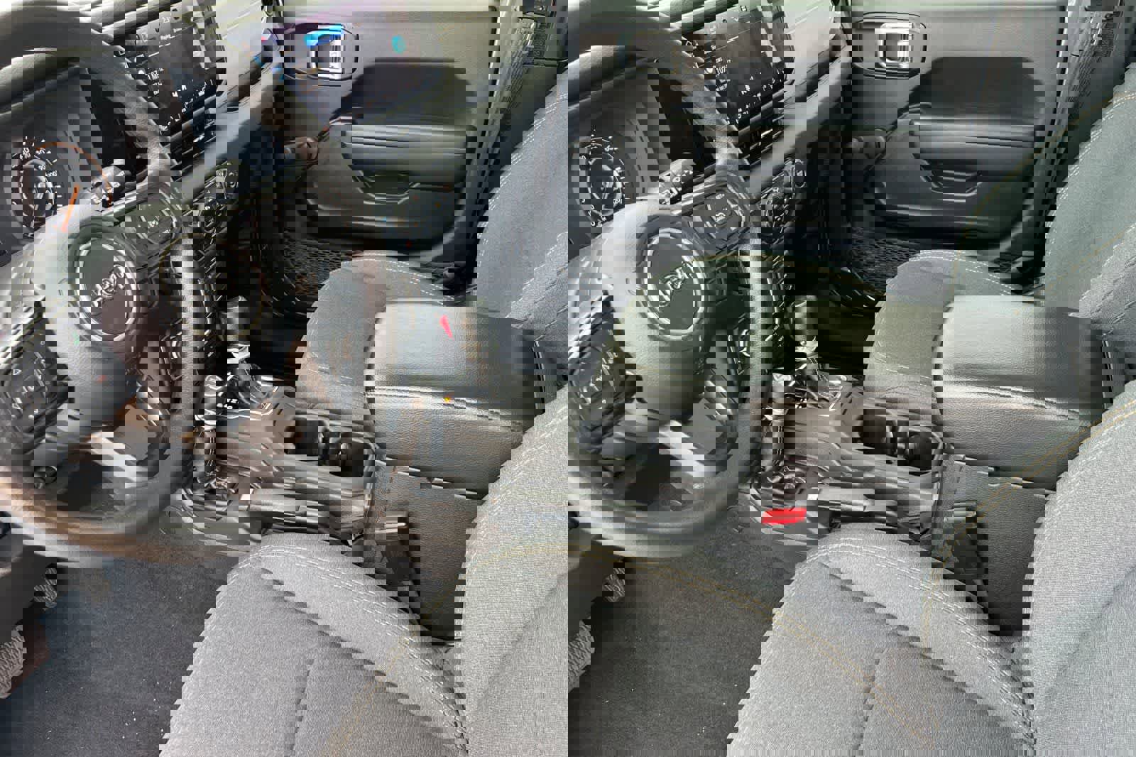 Used 2024 Jeep Wrangler Sport image 14