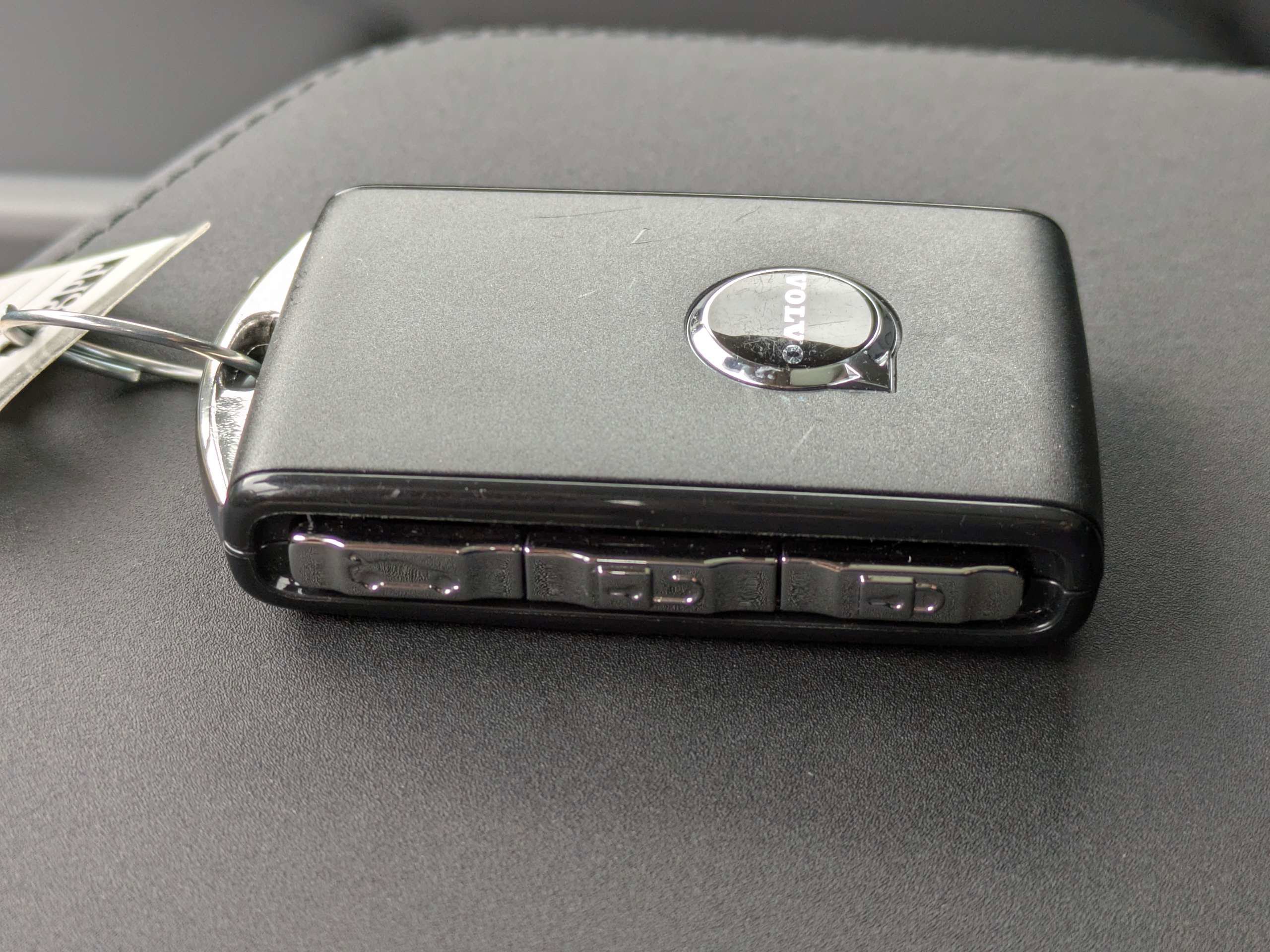 New 2026 Volvo XC60 B5 Plus w/ Protection Package Premier image 32