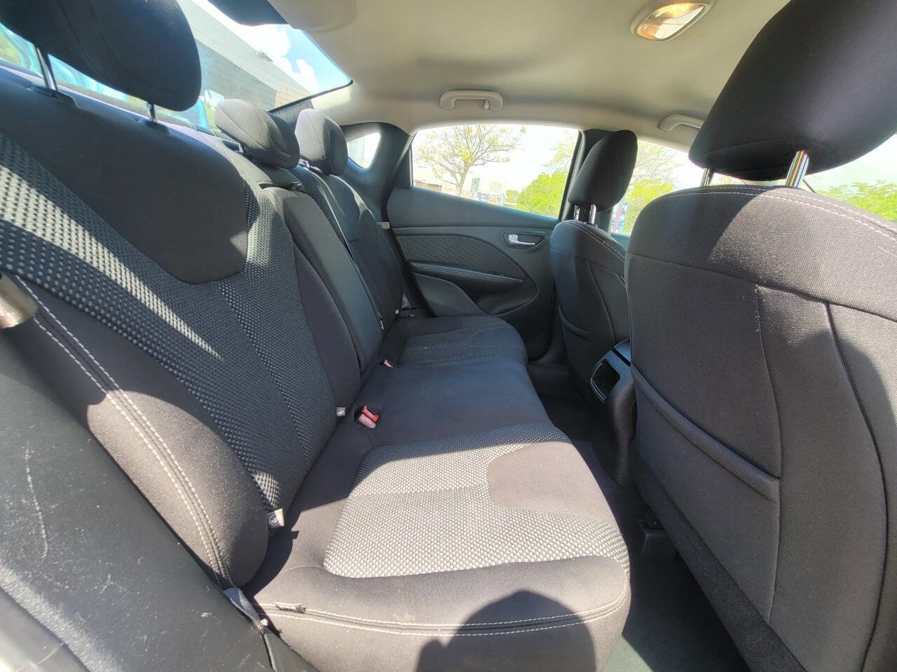 Used 2015 Dodge Dart SXT FWD image 12