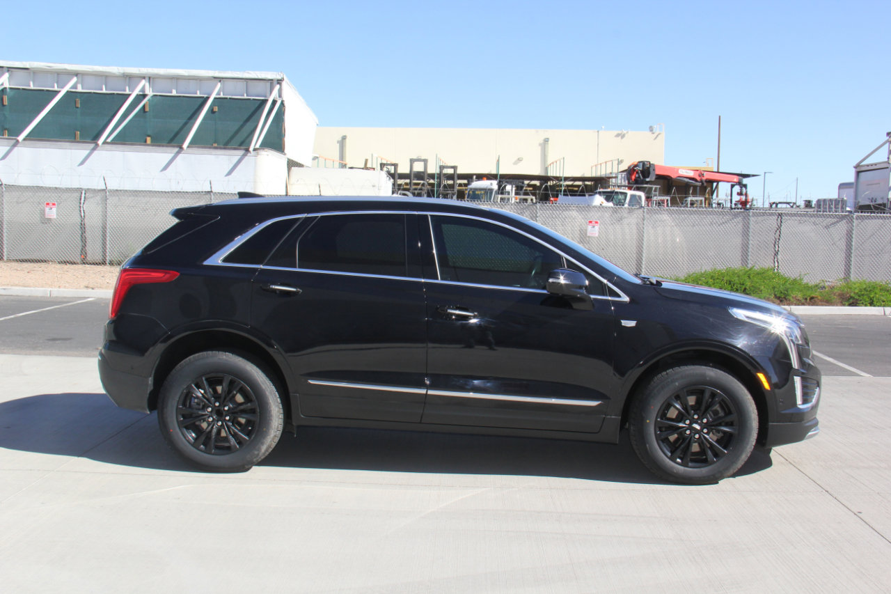 Used 2023 Cadillac XT5 Premium Luxury w/ Technology Package image 4