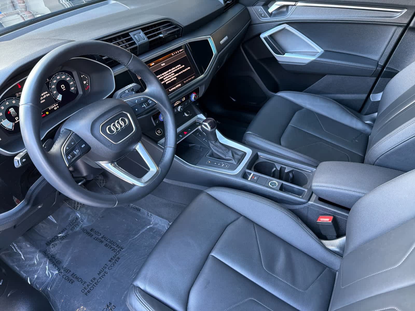Used 2024 Audi Q3 2.0T Premium w/ Convenience Package AWD/4WD image 11