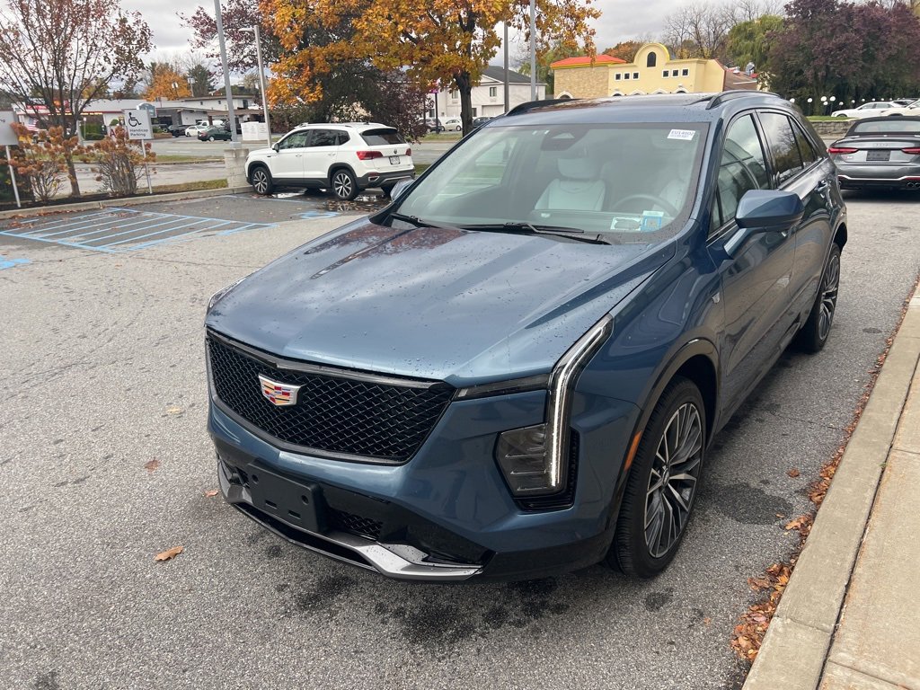 Used 2025 Cadillac XT4 Sport image 44