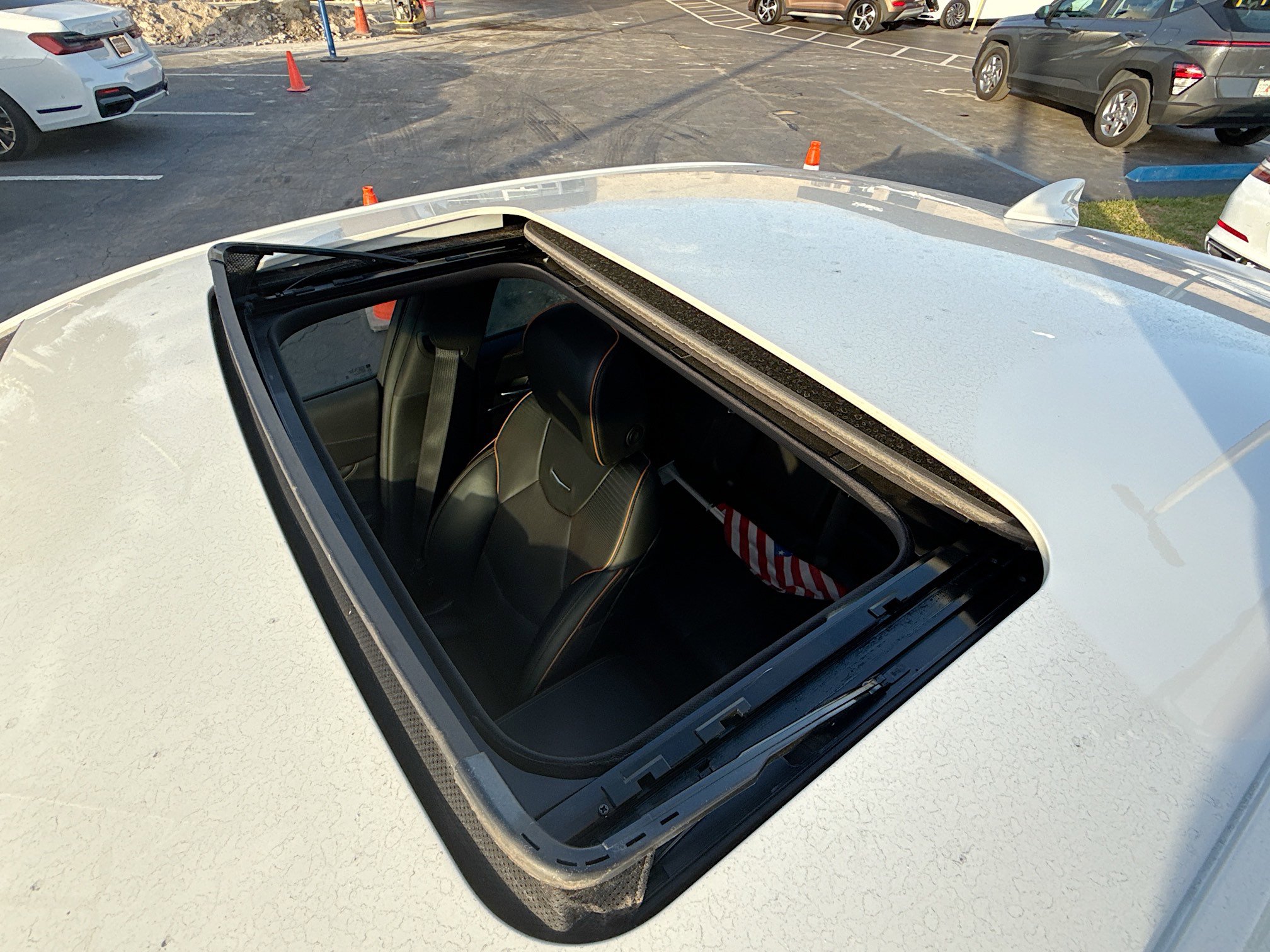 Used 2022 Cadillac CT4 V w/ LPO, ONYX Package image 14