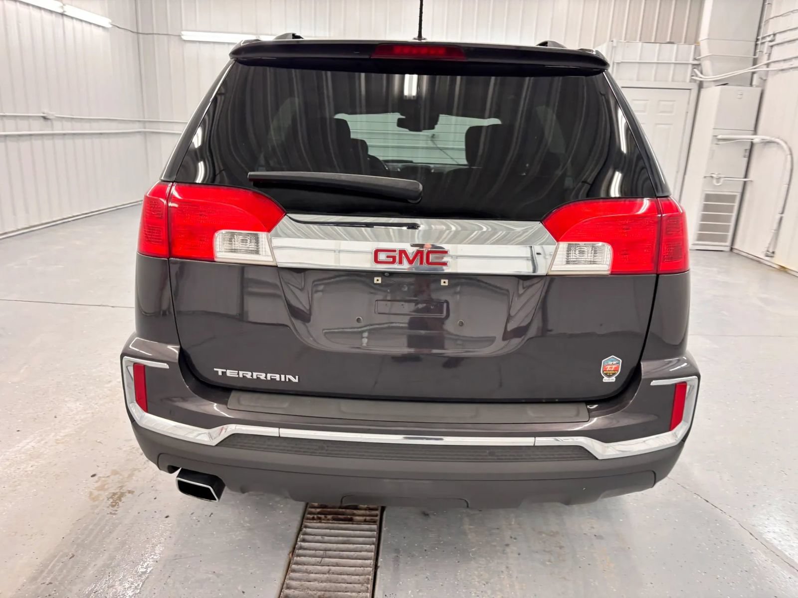 Used 2016 GMC Terrain SLE w/ Driver Alert Package I FWD image 8