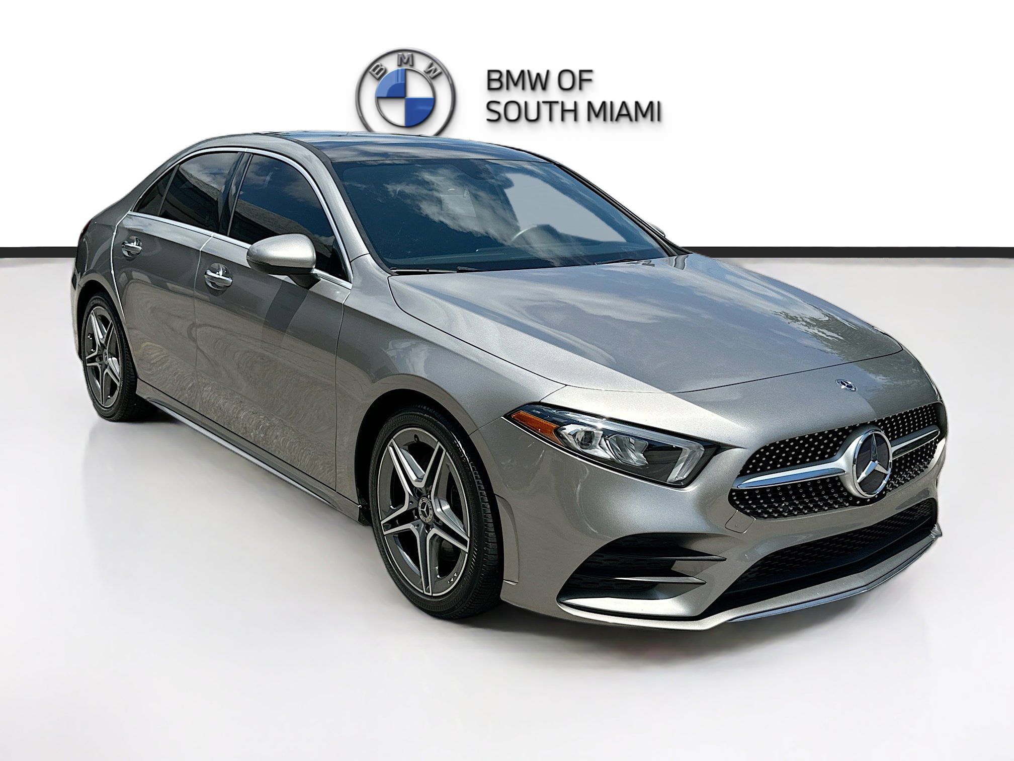 Used 2020 Mercedes-Benz A 220 image 1