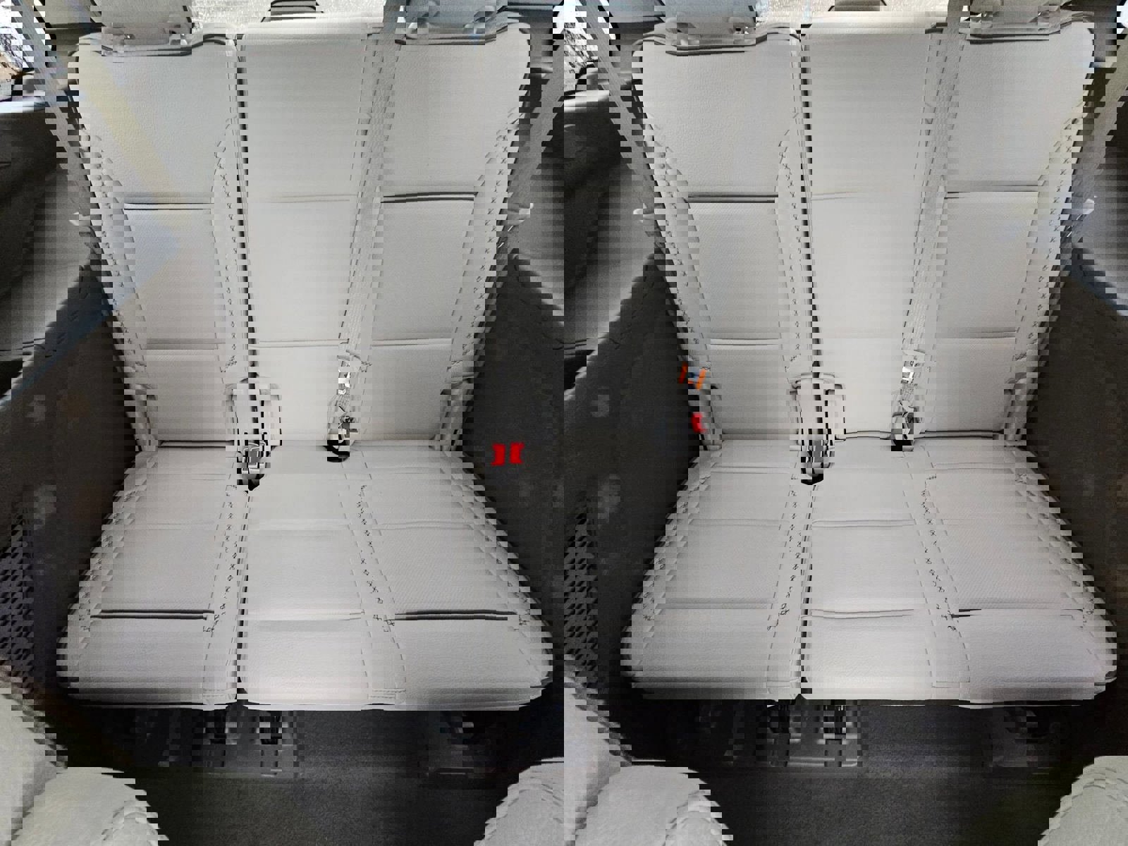 Used 2021 GMC Yukon Denali w/ Denali Premium Package image 28