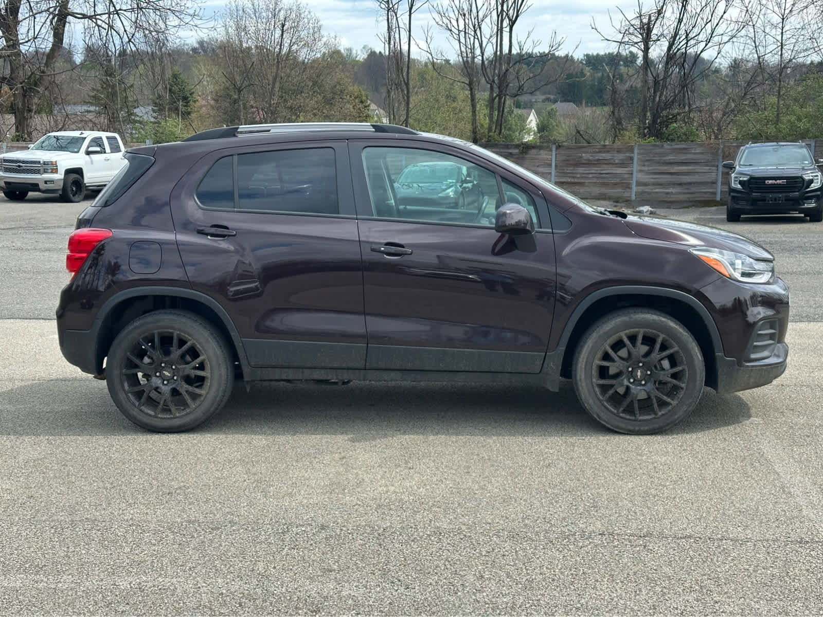 Used 2022 Chevrolet Trax LT w/ Sport Edition image 8
