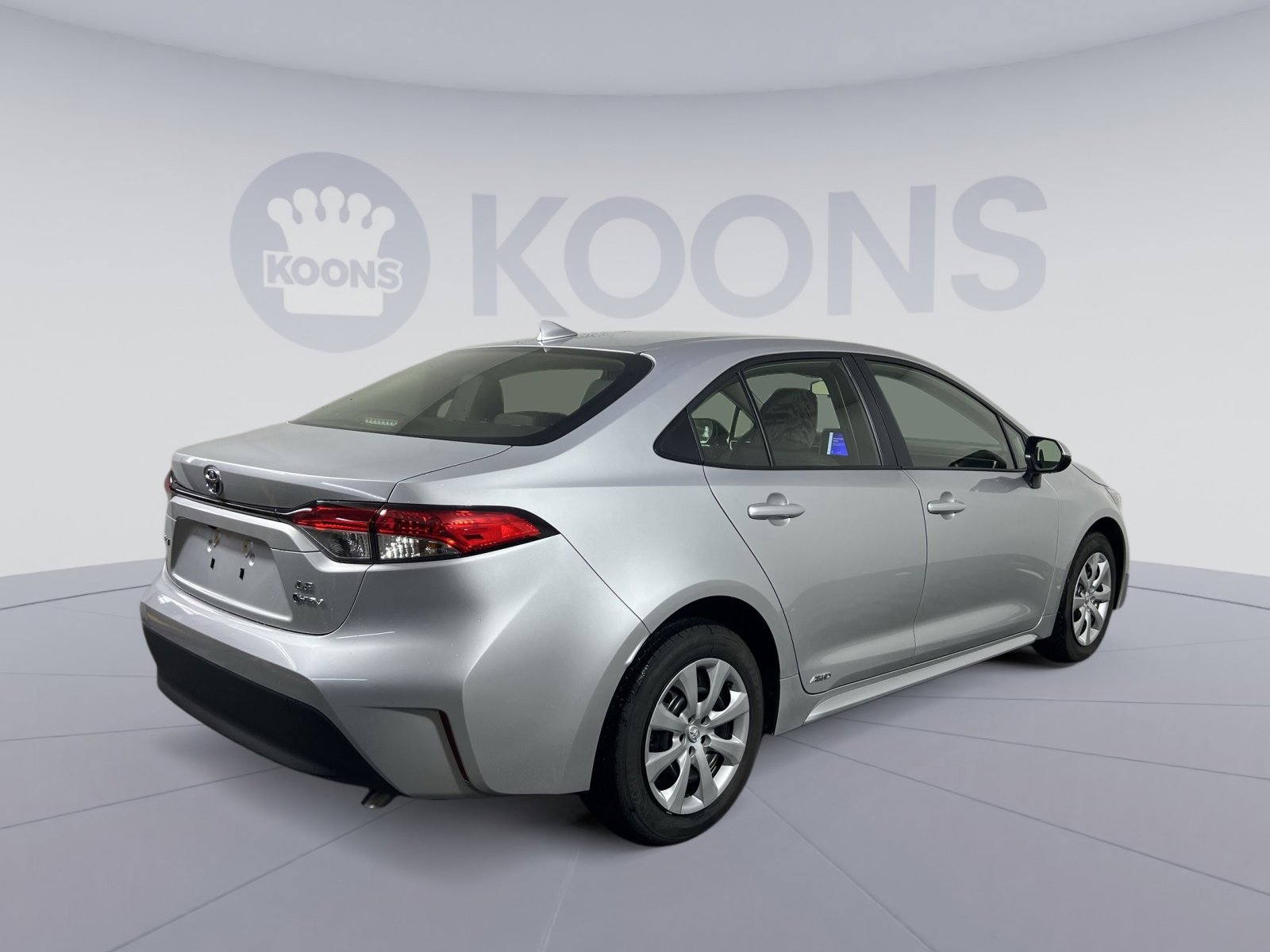 Used 2025 Toyota Corolla LE image 7