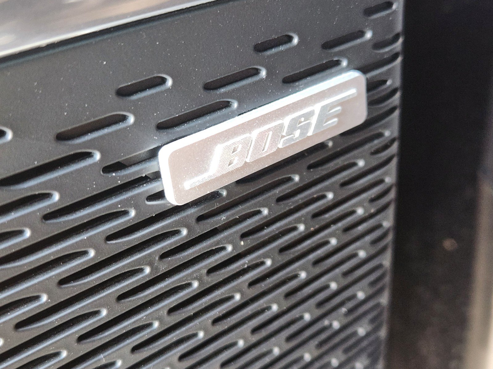 Used 2024 Chevrolet Traverse RS FWD image 21