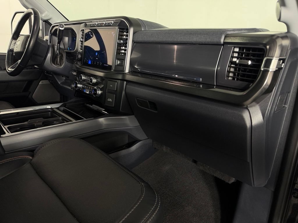 Used 2024 Ford F450 Lariat w/ Lariat Ultimate Package AWD/4WD image 16