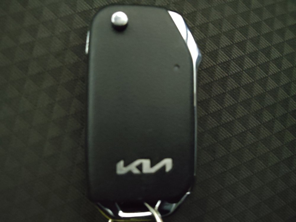 Used 2020 Kia Soul X-Line FWD image 32