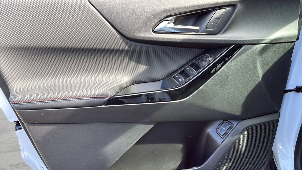 New 2026 Chevrolet Equinox RS w/ LPO, Floor Liner Package FWD image 27